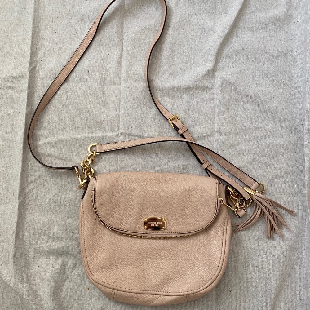 Michael kors crossbody